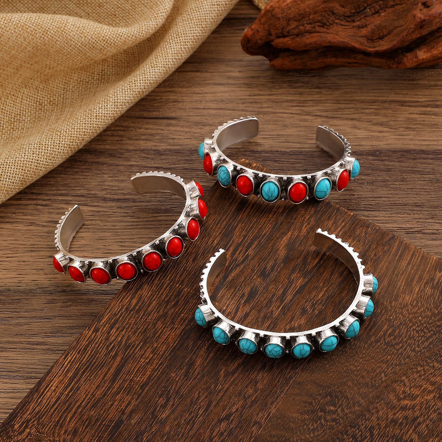 Stylish Minimalist Retro Designed Bracelet For Women