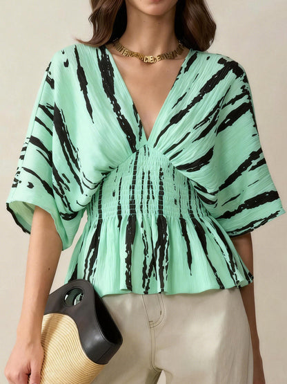 Womens Casual V-Neck Three-Quarter Sleeve Pullover With Digital Print T-Shirt