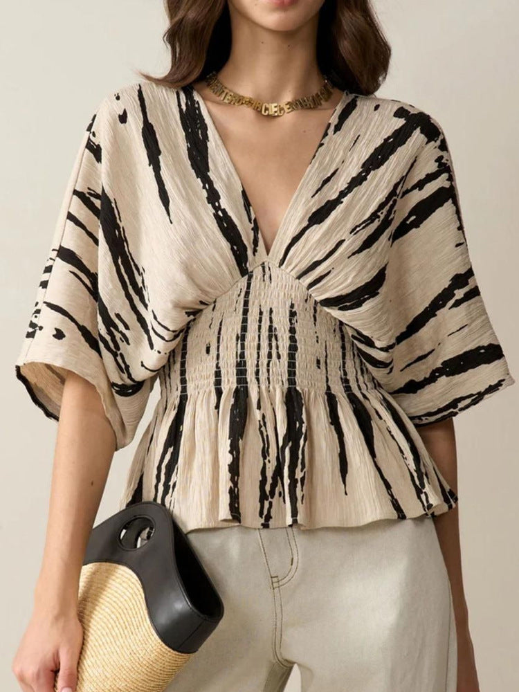 Womens Casual V-Neck Three-Quarter Sleeve Pullover With Digital Print T-Shirt